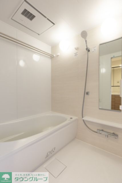 バス・シャワールーム　※写真は同タイプ住戸です。