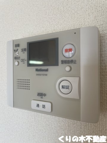 セキュリティ　モニター付きインターホン