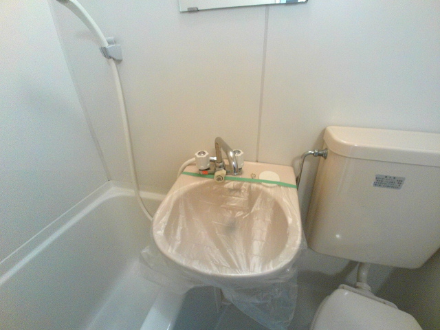 洗面設備　浴室内の洗面