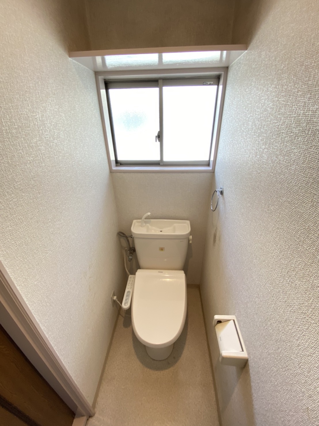 塩屋町3丁目戸建のトイレ写真