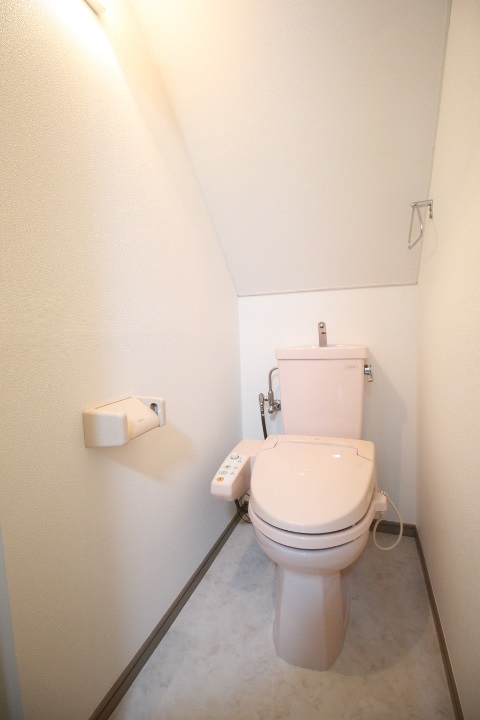 ベルコリンヌ岡島のトイレ写真