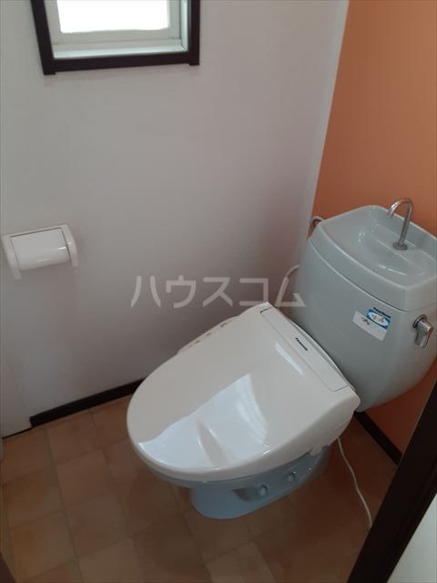 【ツェレ吉水のトイレ】