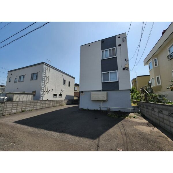 北海道札幌市西区西野一条１（アパート）の賃貸物件の外観
