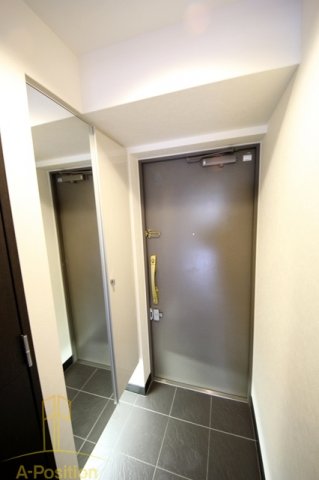 玄関　アルグラッド福島EAST（イースト）