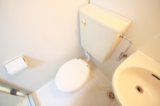 トイレ　※別部屋の写真です。
