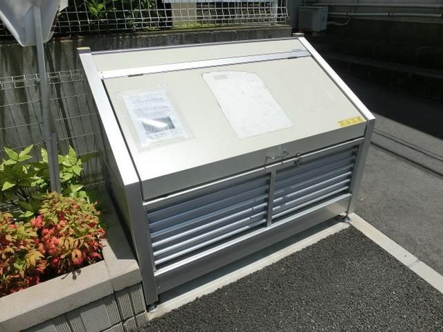 【松戸市小山のアパートのその他共有部分】