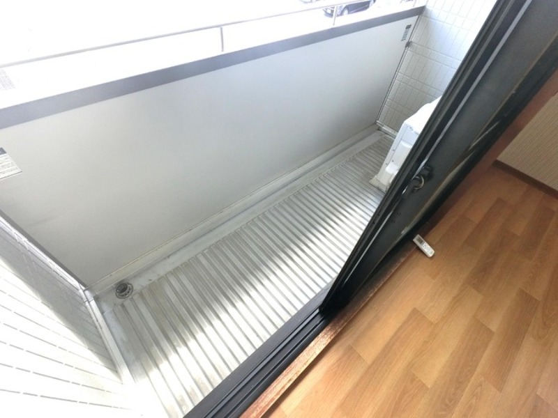 バルコニー　図面と現状に相違がある場合には現状を優先