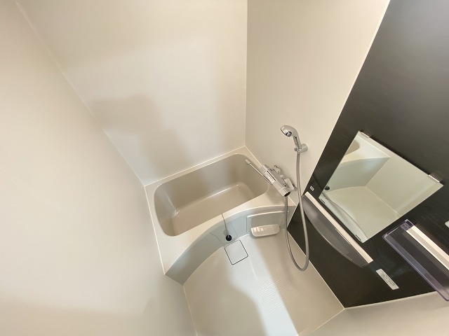 バス・シャワールーム　お風呂で日々の疲れを落としましょう