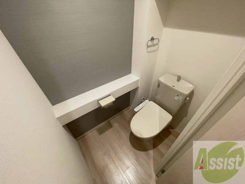 トイレ　シャワートイレになっているので快適です！
