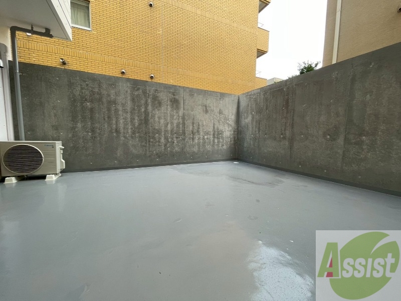 バルコニー　バルコニーが付いていますので一息ついてみてはいかがですか。