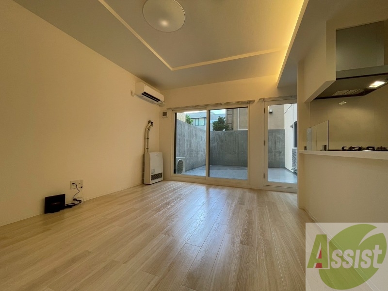 居室・リビング　広くてきれいなリビングです！快適に過ごせそうですね。