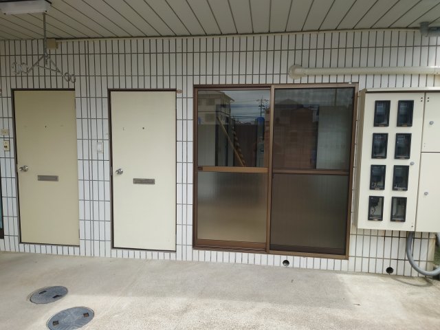 建物外観　落ち着いた雰囲気の外観です