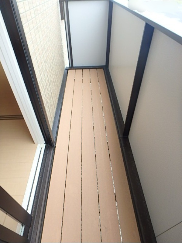 バルコニー　図面と現状に相違がある場合には現状を優先