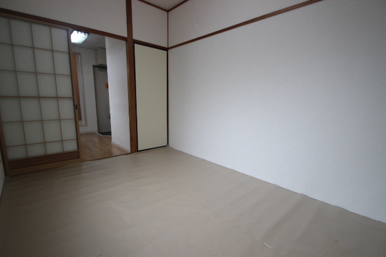 居室・リビング　※別部屋の写真です