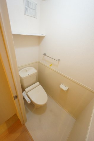 トイレ　※同物件・同タイプの写真です。