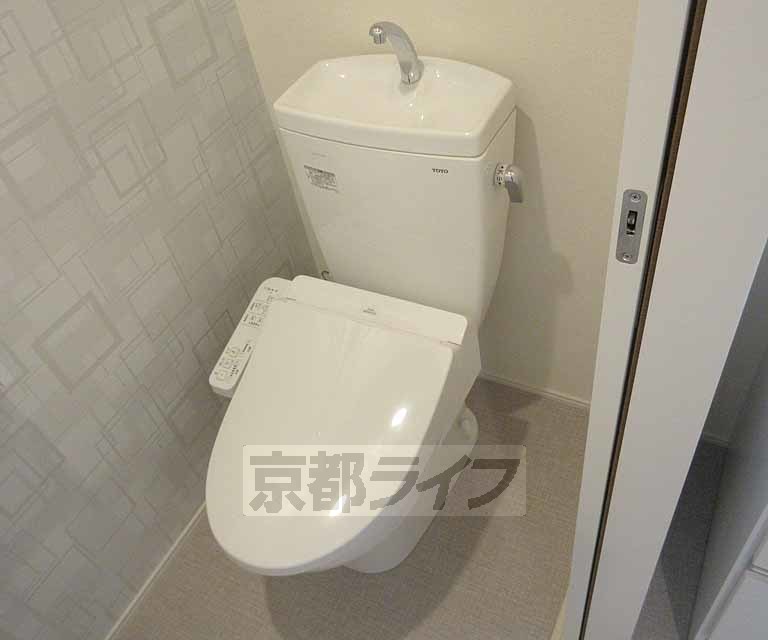 トイレ　清潔感のあるトイレです・