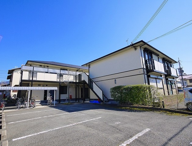 建物外観　外観は落ち着いています