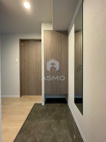 玄関　同マンション別部屋　参考写真