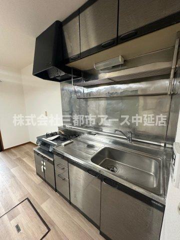 キッチン　高橋邸　は三都市アース中延店へお任せください！　ご内覧可能な