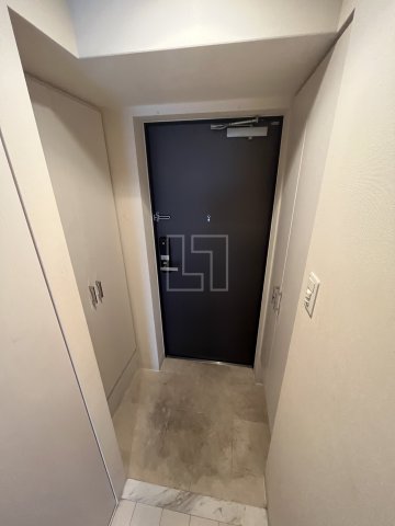 玄関　エスリード難波レジデンス　玄関