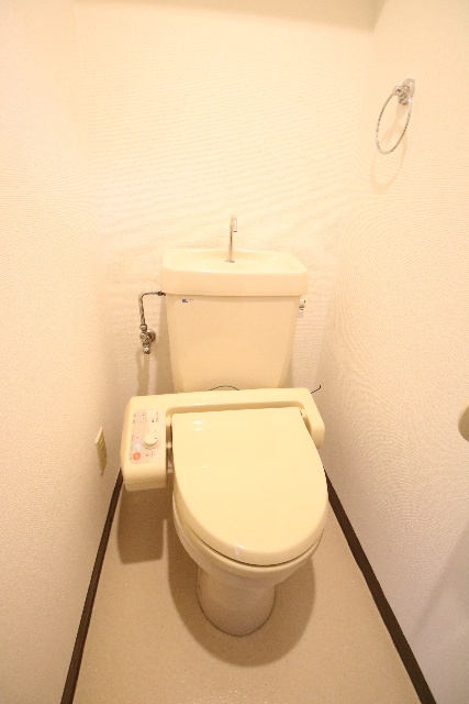 トイレ　別室の参考写真です。※現況優先