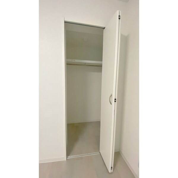 収納　同型シリーズの為現況優先致します