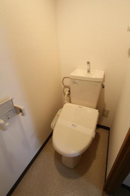 ディアコート栗林のトイレ写真