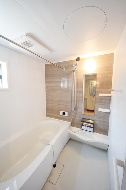 バス・シャワールーム　～今日の疲れはさっぱりと～