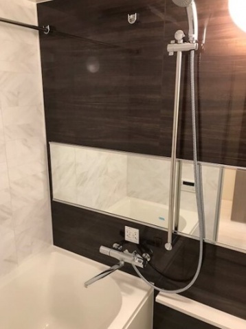 バス・シャワールーム　バス