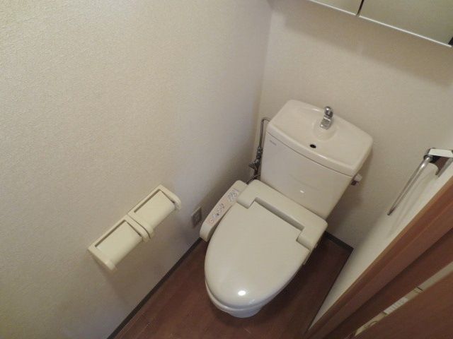 トイレ　別号室参考写真