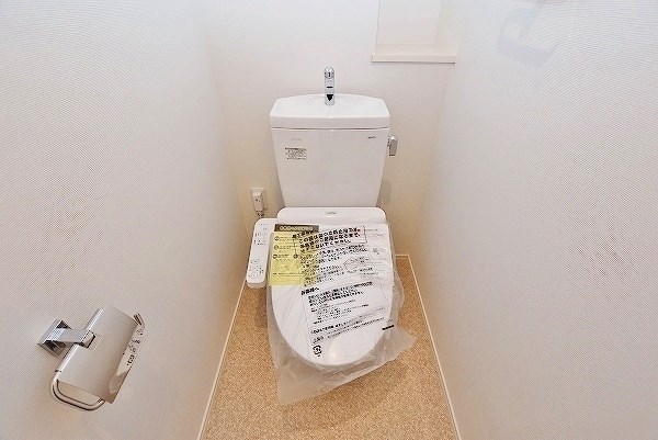 トイレ　★温水洗浄便座★