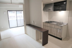 居室・リビング　※別号室の為、現況優先