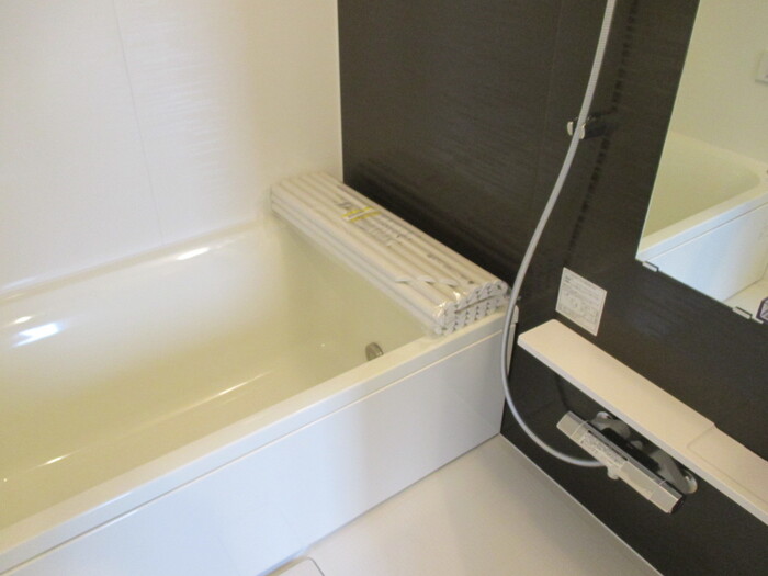 バス・シャワールーム　※同物件・同タイプの写真です。