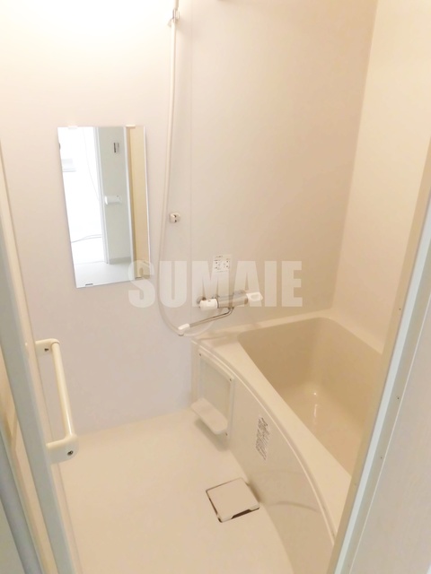 バス・シャワールーム　バス・トイレ別です！