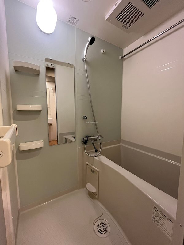 バス・シャワールーム　お風呂です