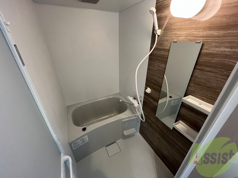 バス・シャワールーム　お風呂になります。一日の疲れを癒してくださいね。