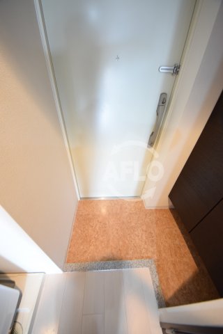 玄関　Luxe玉造II　玄関