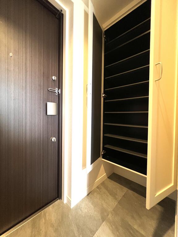 玄関　玄関・シューズボックスです