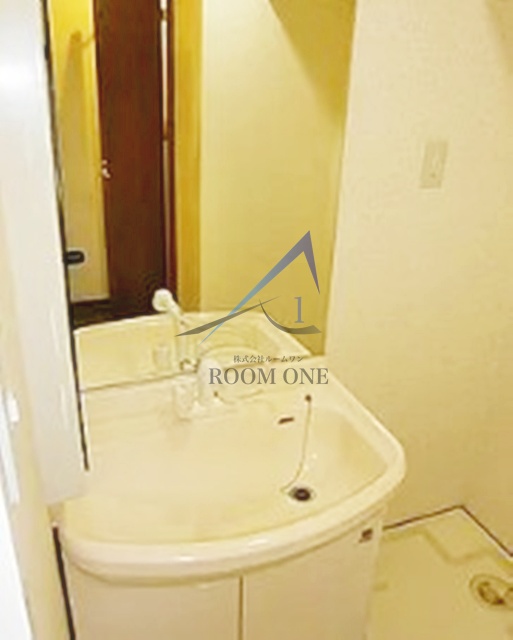 洗面設備　洗面台です。