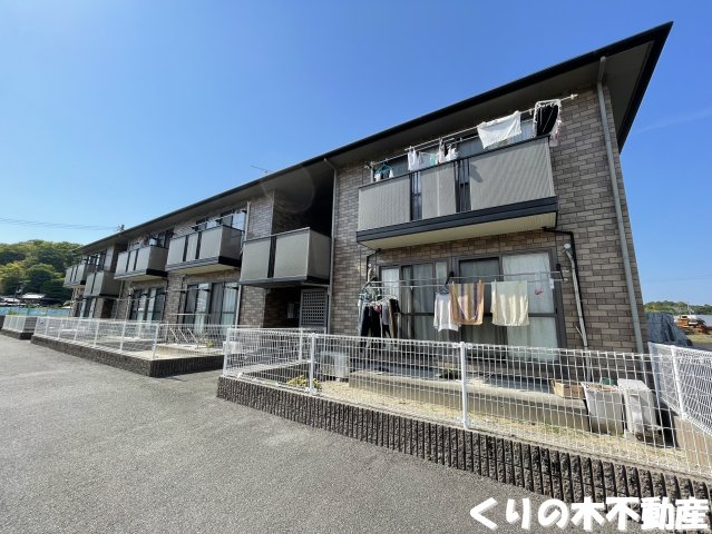 建物外観　建物外観を気になさる方へ、見た目の良い物件です