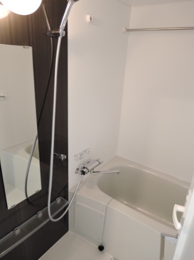 バス・シャワールーム　風呂