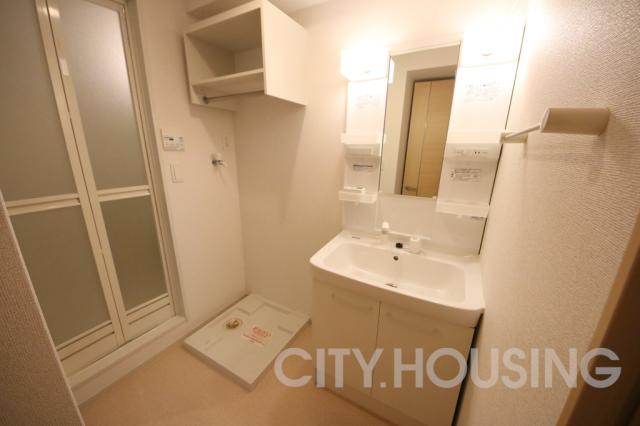 洗面設備　※同タイプ部屋の写真です。
