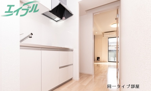 キッチン　同型参考写真