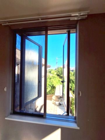 その他部屋・スペース　大きく開放的な窓