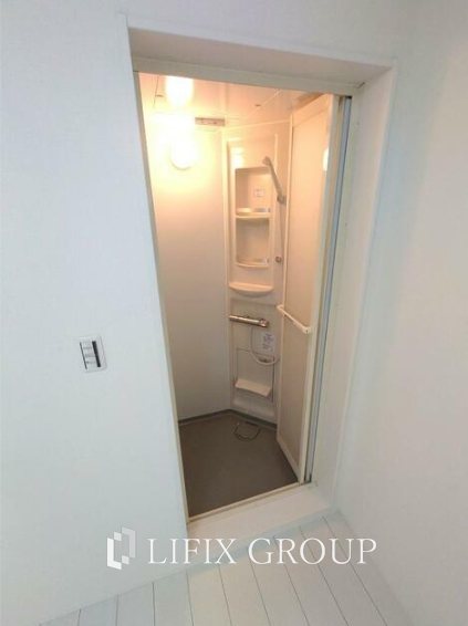 バス・シャワールーム　シャワールーム