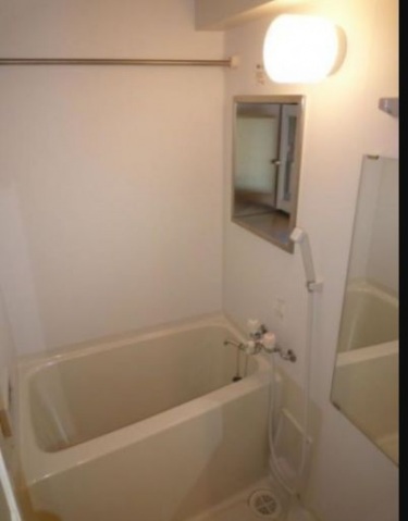 バス・シャワールーム　バスルーム