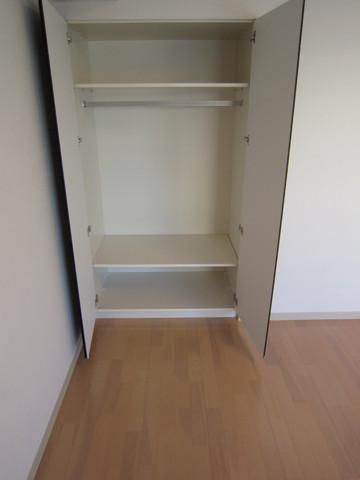 収納　たっぷり収納クローゼット