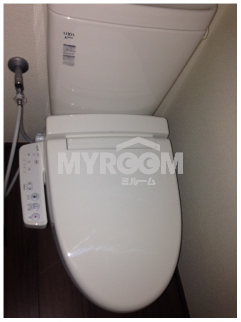 トイレ　温水洗浄機能付トイレ☆（同一仕様写真）