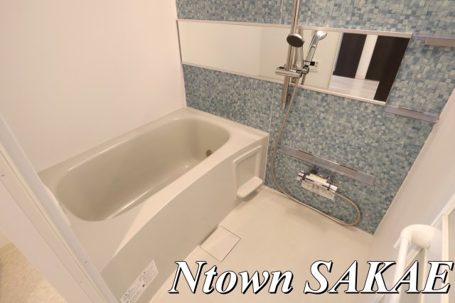 バス・シャワールーム　お風呂で日々の疲れを落としましょう