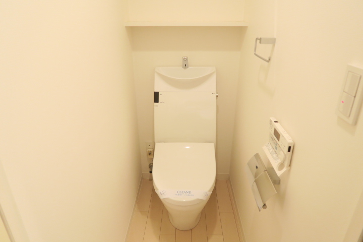 トイレ　別号室の参考写真です